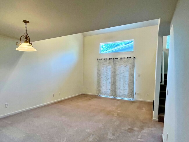 Building Photo - (WES) Spacious 2-Bed, 2-Bath Condo with Lo...