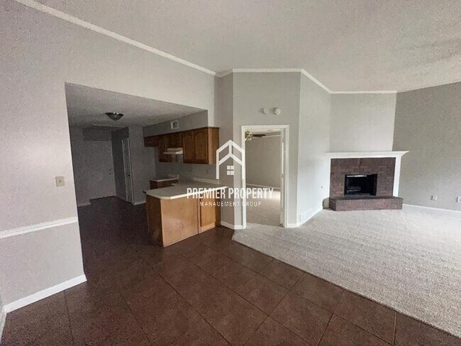 Foto del edificio - 6836 Meadows End Ln