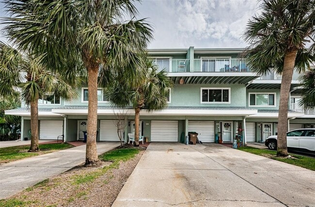 Building Photo - 2515 Bay Blvd