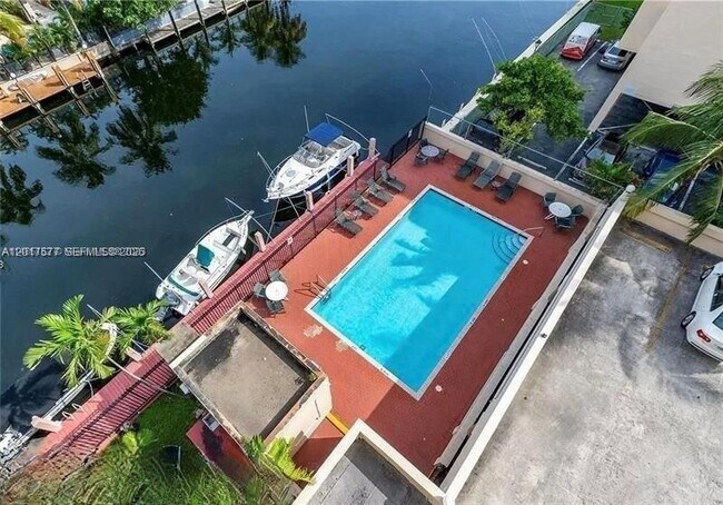 Foto del edificio - 2903 N Miami Beach Blvd