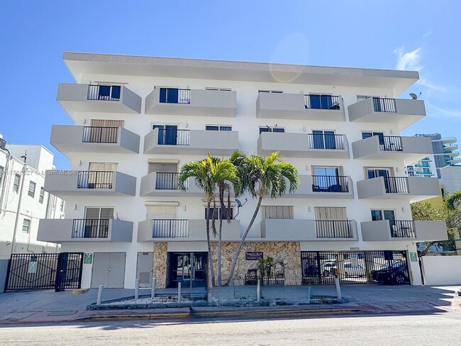 Foto del edificio - 6965 Harding Ave