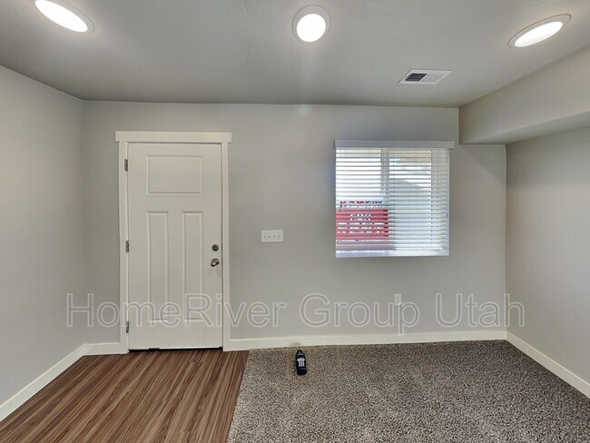 Foto del edificio - 8192 N Boulder Ln
