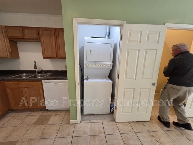 Building Photo - 3115 Magnolia Ave