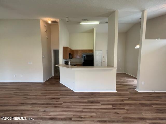 Building Photo - 5391 Hidden Gardens Dr
