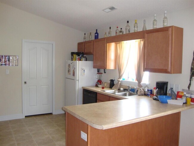 Building Photo - 108 Turtle Creek Ct