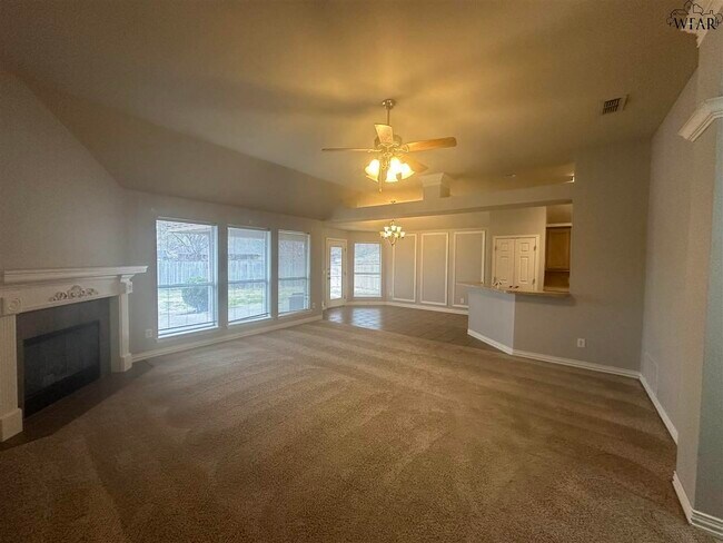 Foto del edificio - 5214 Sunnybrook Ln