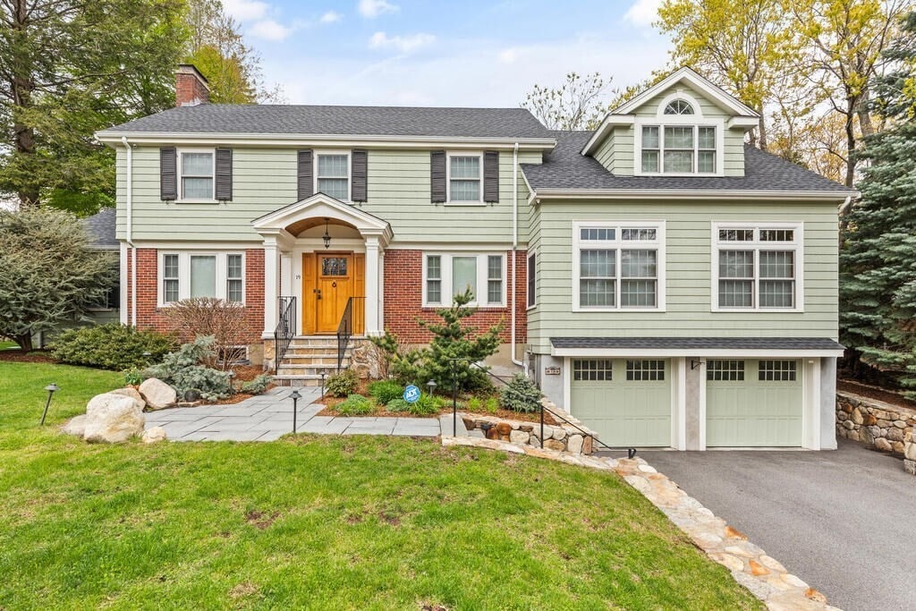 Primary Photo - 19 Prentiss Ln