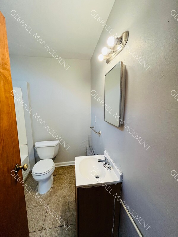 Foto del edificio - 18515 Hoover St
