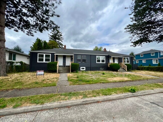 Building Photo - 277 22nd Ave