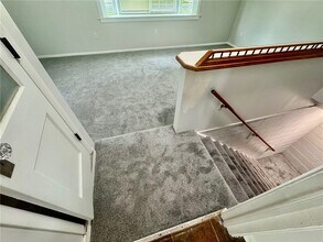 Building Photo - 13 Briggs Ave