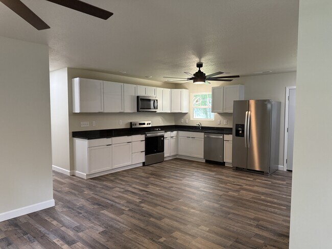 Foto del edificio - 838 S Hickory St