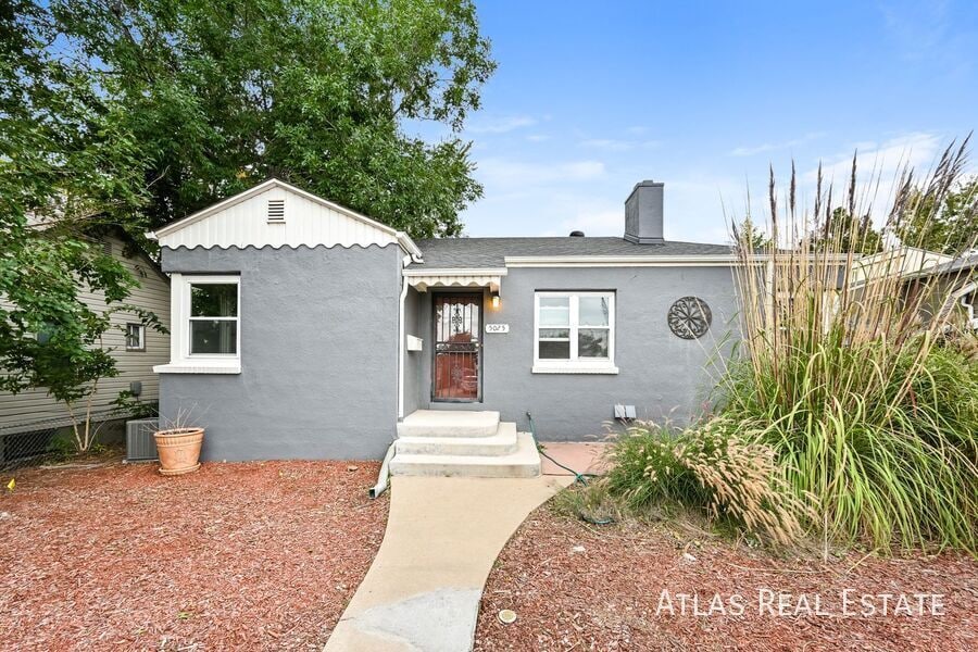 Primary Photo - 5025 Beach Ct