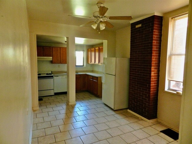 *** Amazing Shadyside Apartment * Walk to everything * Pet Friendly * Duplex Style Apartment * Lu... - *** Amazing Shadyside Apartment * Walk to everything * Pet Friendly * Duplex Style Apartment * Lu...