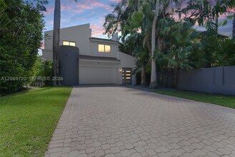 Building Photo - 147 Golden Beach Dr