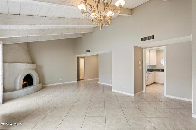 Foto del edificio - 6349 N 78th St