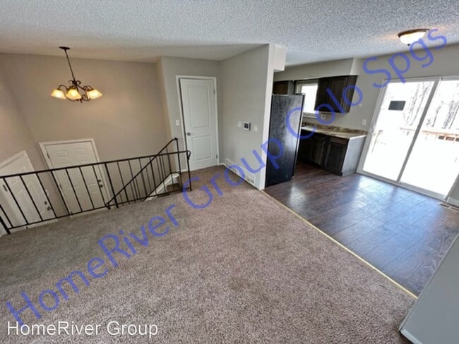 Building Photo - 3 br, 2 bath House - 1060 Peterson Rd