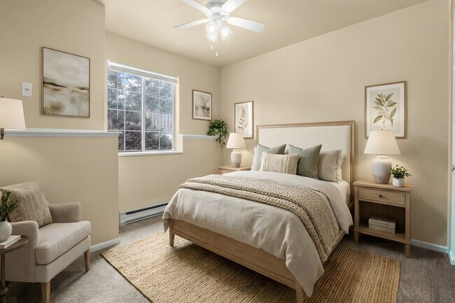 Dormitorio virtualmente escenificado - 1601 W Swallow Rd