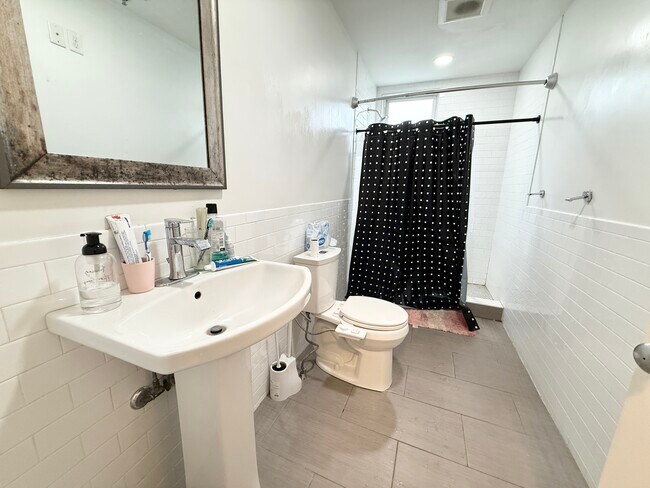 Foto del edificio - 110 Chester St