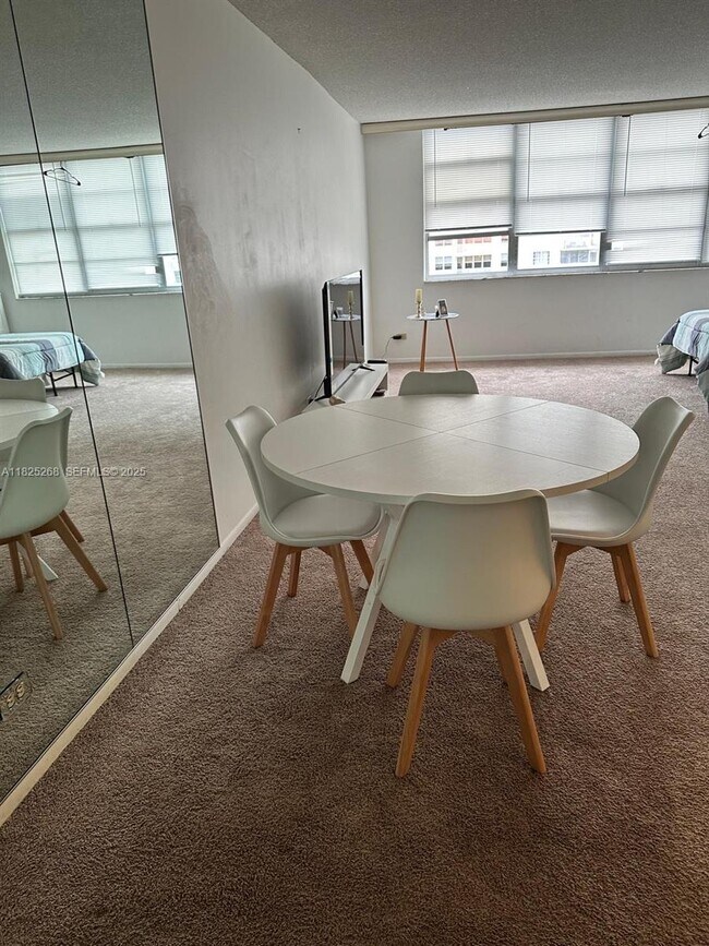 Building Photo - 251-174 174th St