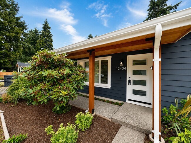 Building Photo - 3Bd/1.5Ba Kirkland Home