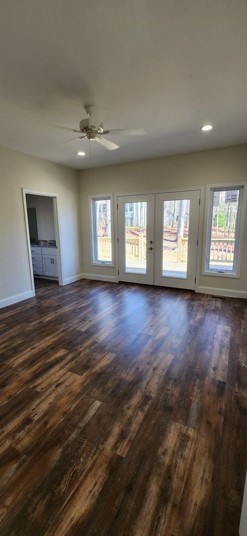 Foto del edificio - Brand New Build *A MUST SEE* Unfurnished