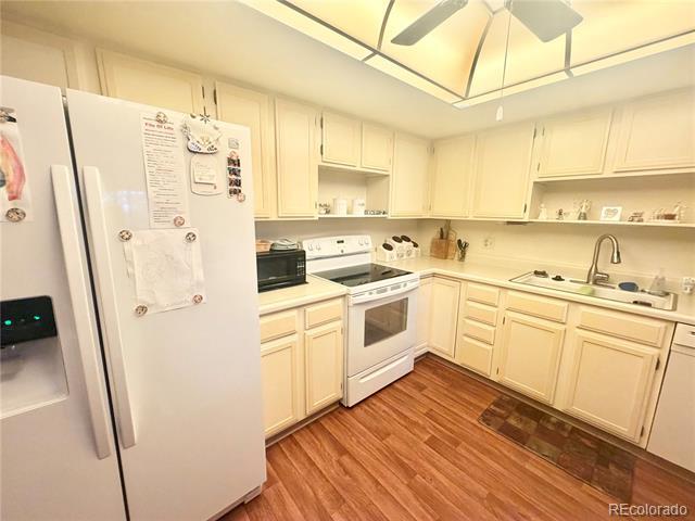 Foto del edificio - 13890 E Marina Dr
