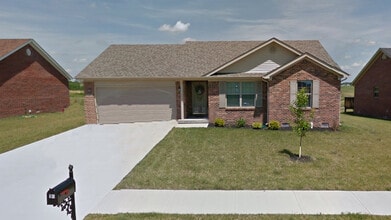 Building Photo - 545 Southfork Dr