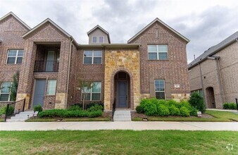 Building Photo - 663 Trail Side Dr