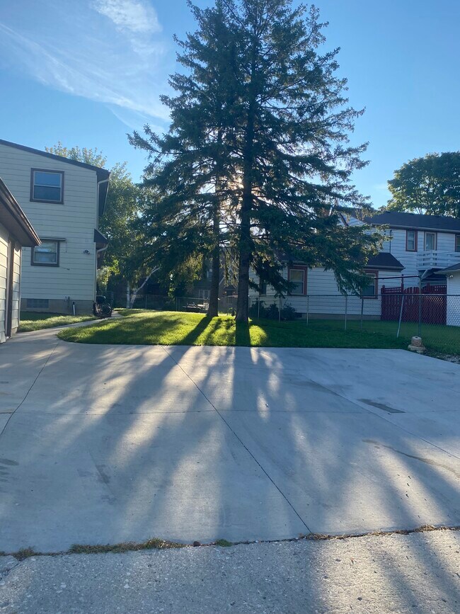 Foto del edificio - 4513 N 65th St