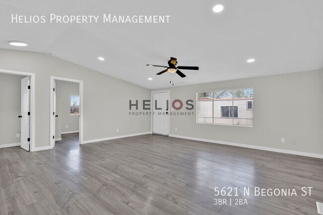 Foto del edificio - 5621 N Begonia St