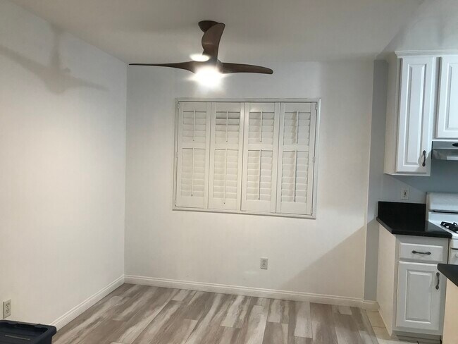 Comedor - 3219 Colorado Ave
