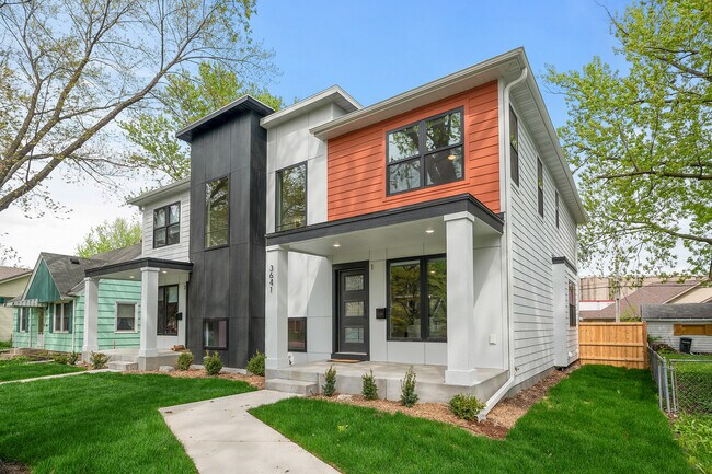 Building Photo - 3641 S 28th Ave