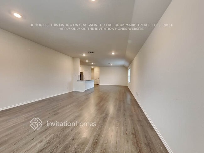 Foto del edificio - 608 Nexus Dr