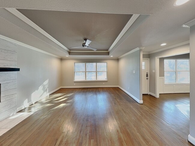 Building Photo - Come and see this gorgeous and completely remodeled home in highly desirable Frisco Heights area ...