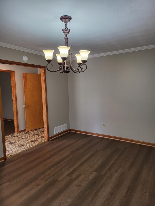 Building Photo - 1481 Gillham Cove