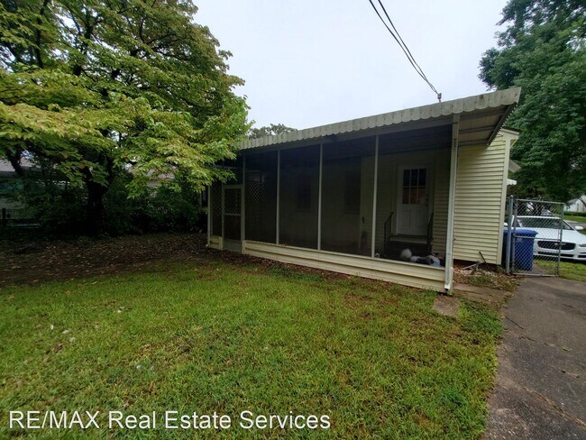 Foto del edificio - 3 br, 1 bath House - 224 Preston Avenue