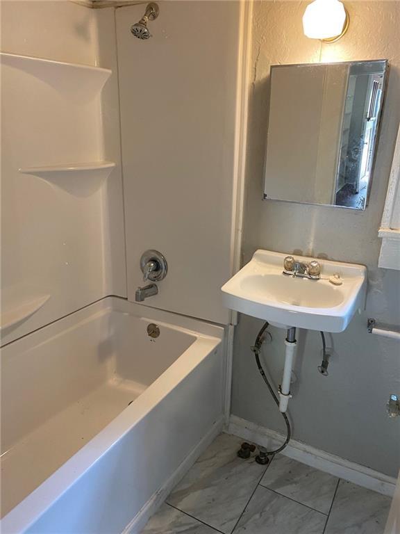 Building Photo - 3013 Harris Park Ave