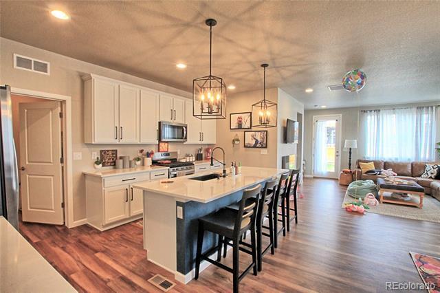 Building Photo - 8961 Birch Run Dr