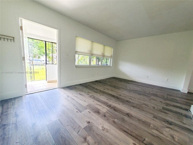 Building Photo - 115 NW 118th St