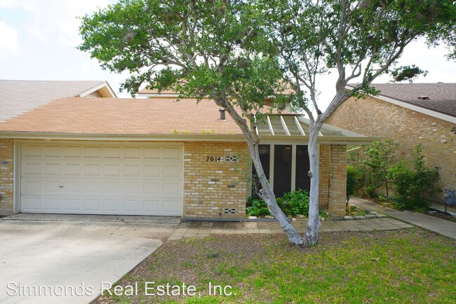 Building Photo - 3 br, 2.5 bath House - 7014 Spring Briar S...