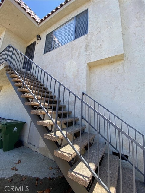 Building Photo - 551 W 40th St