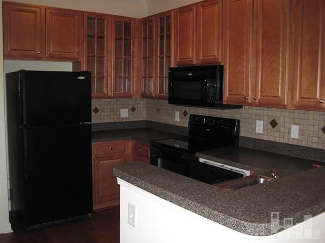 Foto del edificio - 3804 River Front Pl