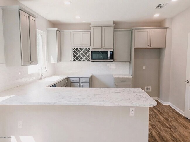 Foto del edificio - 220 Sawmill Landing Dr