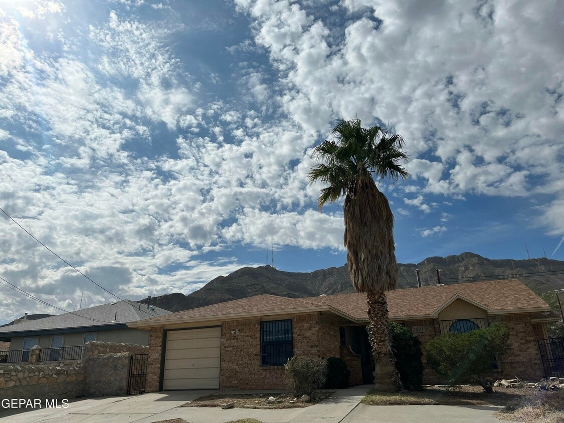 Foto principal - 2601 Jefferson Ave