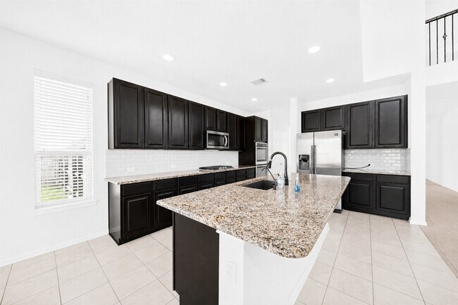 Foto del edificio - 22406 Newcastle Waters Ct