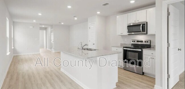 Foto del edificio - 6615 Kettles St