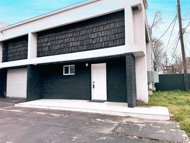 Building Photo - 4802 Elser St