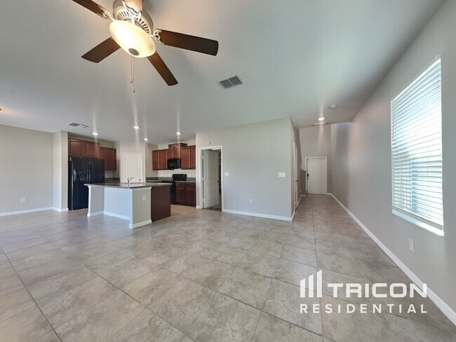 Foto del edificio - 17050 Yellow Pine Street Wimauma FL