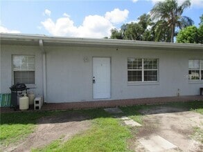 Building Photo - 2150 Barbara Dr
