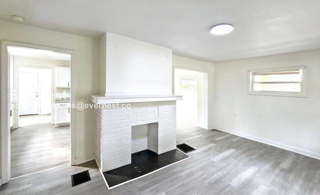 Foto del edificio - 1475 Cordell Ave